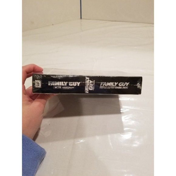 Family Guy Two‎ Disc Set Blue Harvest and Dark Side New Sealed - Picture 4 of 5